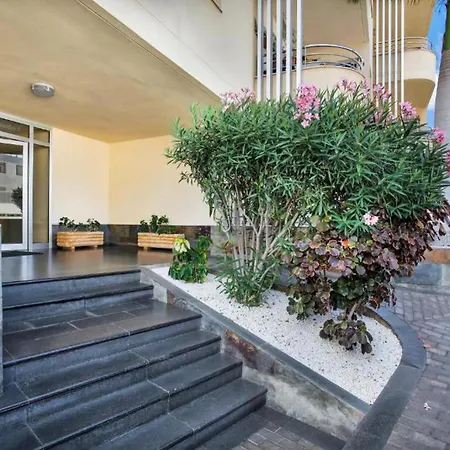 Apartment Lovely 2-bed In Playa Paraiso
